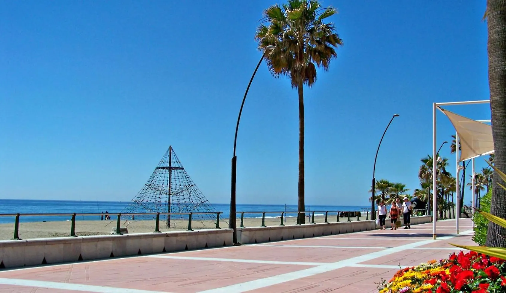 Selecta Casa Blanca Estepona Villa